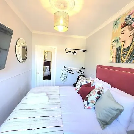4 Bedrooms Apartment By Sensational Stay Short Lets & Serviced Accommodation Edinburgh Exterior photo