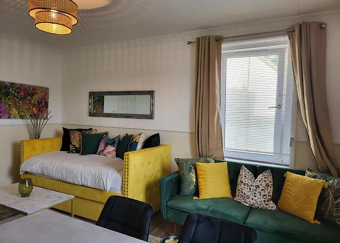 4 Bedrooms Apartment By Sensational Stay Short Lets & Serviced Accommodation