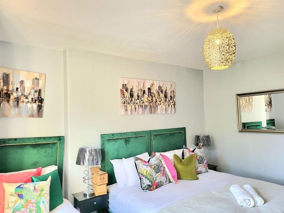 4 Bedrooms By Sensational Short Lets & Serviced * Edimburgo